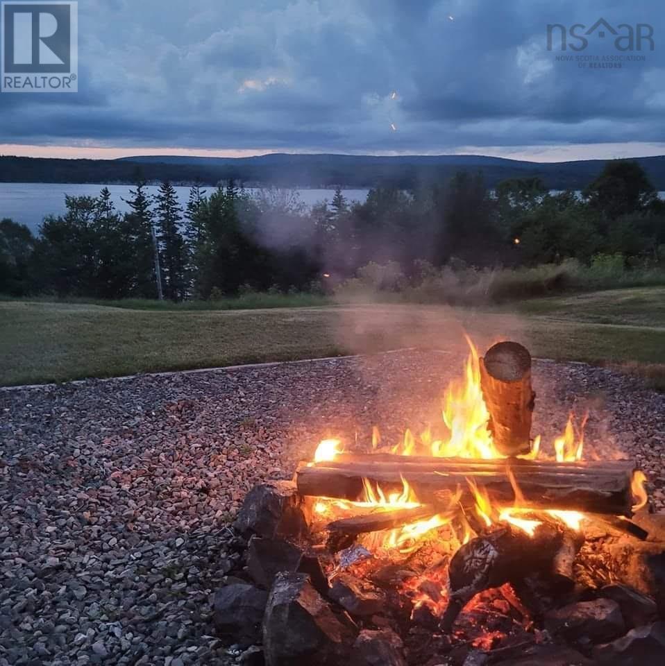 8972 Kempt Head Road Property Photo 6