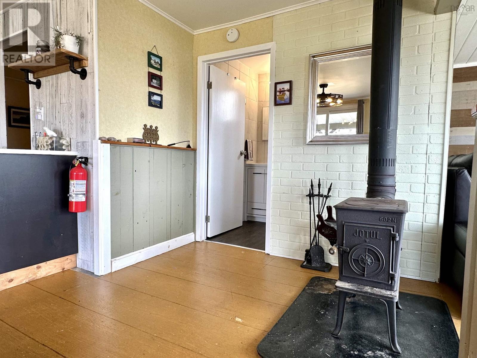 8972 Kempt Head Road Property Photo 32