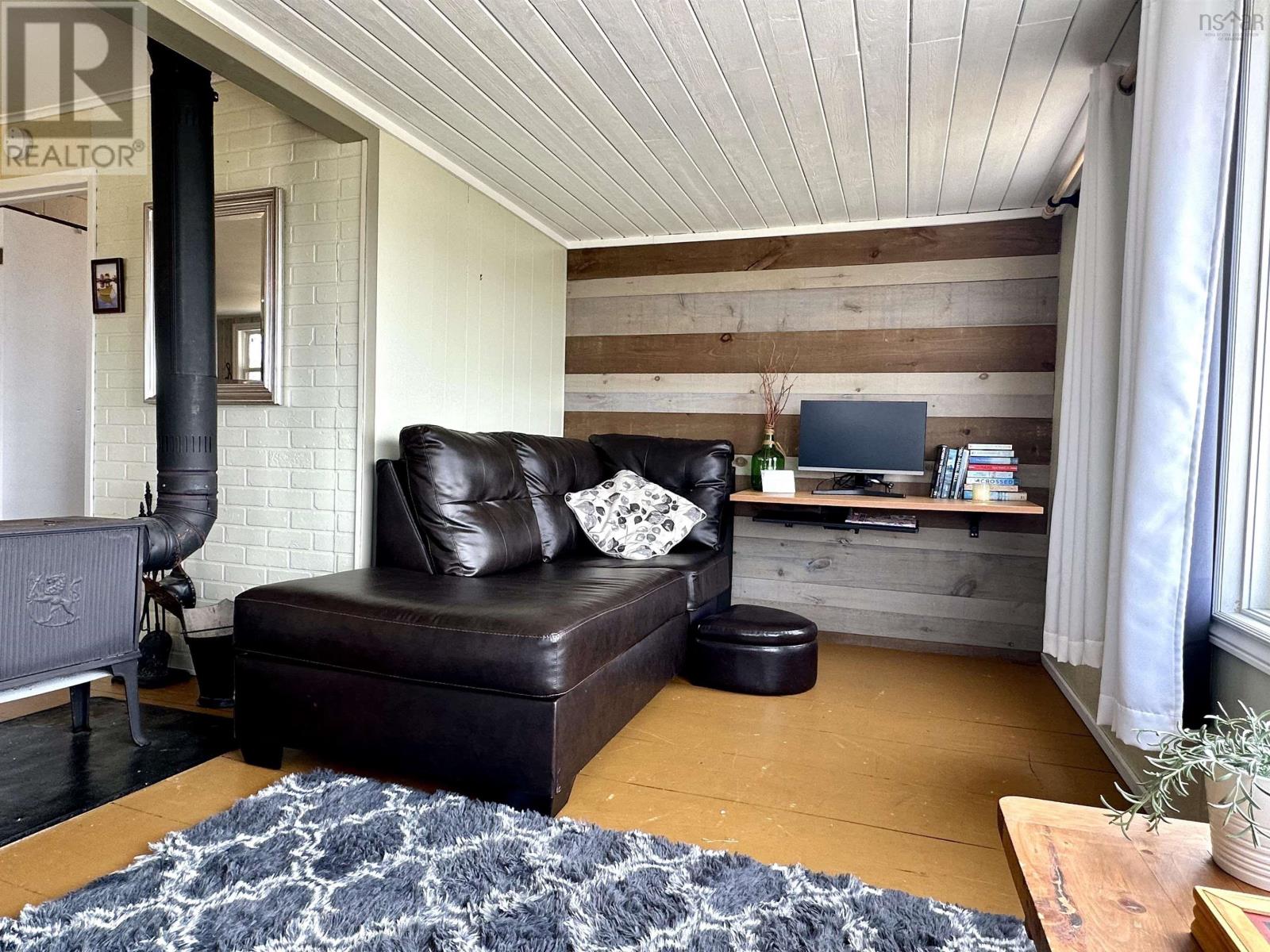 8972 Kempt Head Road Property Photo 33