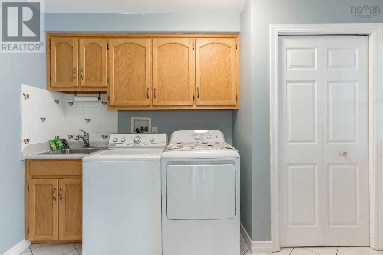 111 Highway 2 Property Photo 33