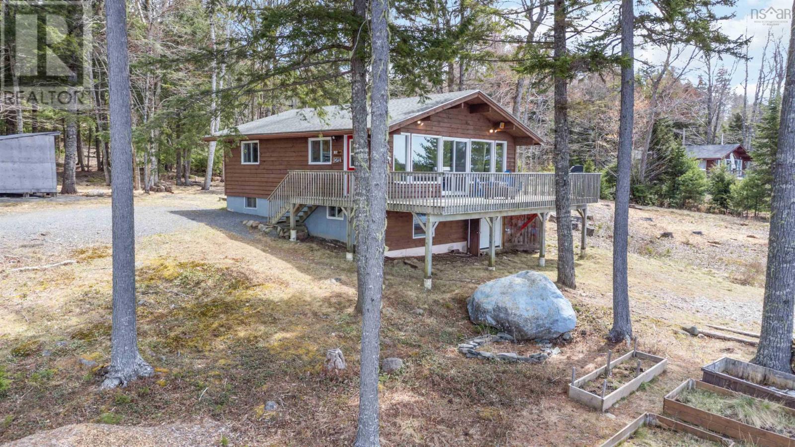 158 Zwicker Drive Property Photo 2