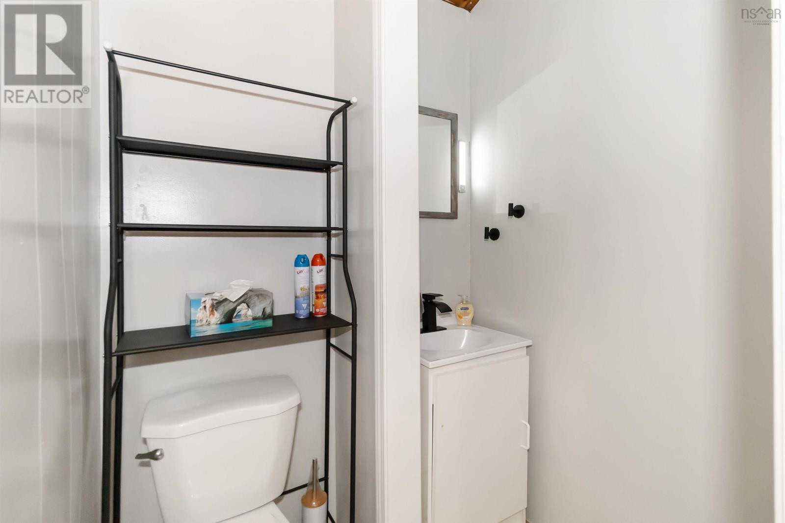 158 Zwicker Drive Property Photo 13