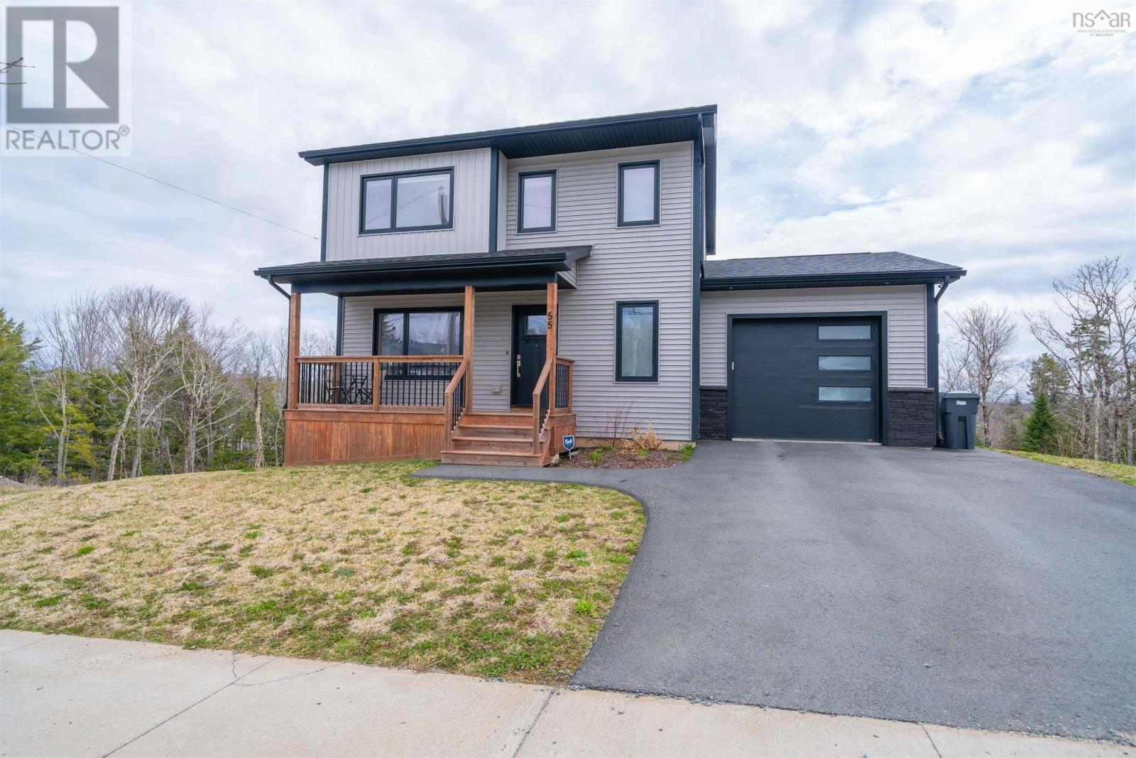55 Daisy Drive Property Photo