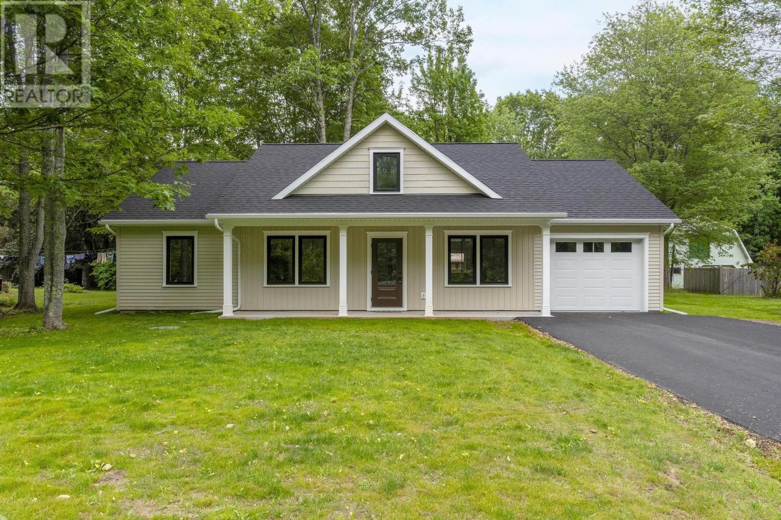 32 Pleasant Street Property Photo 1