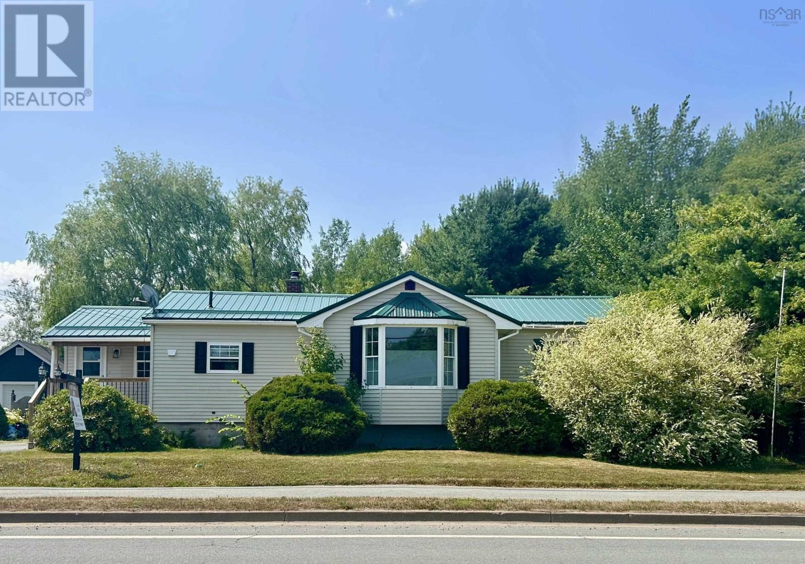1308 Highway 2 Property Photo 1