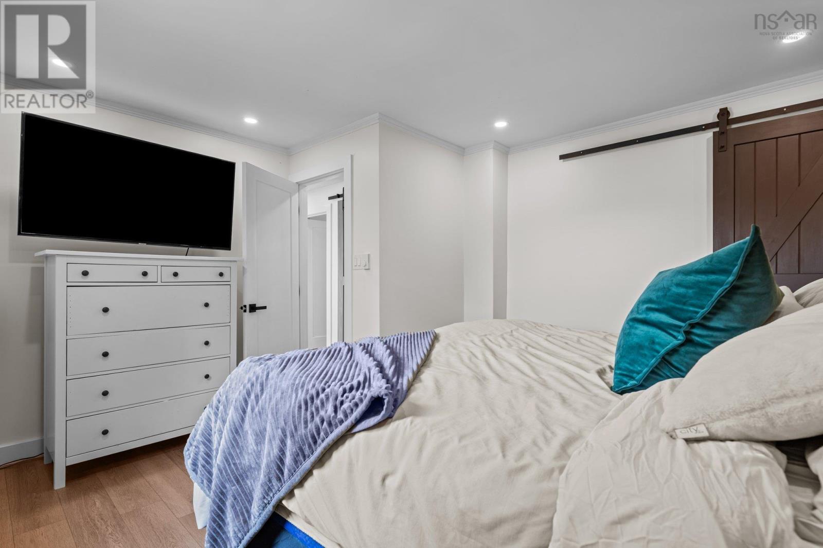 1308 Highway 2 Property Photo 14