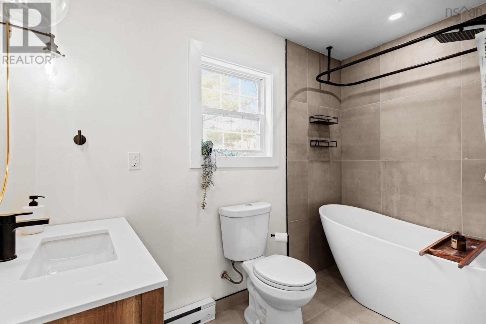 1308 Highway 2 Property Photo 17