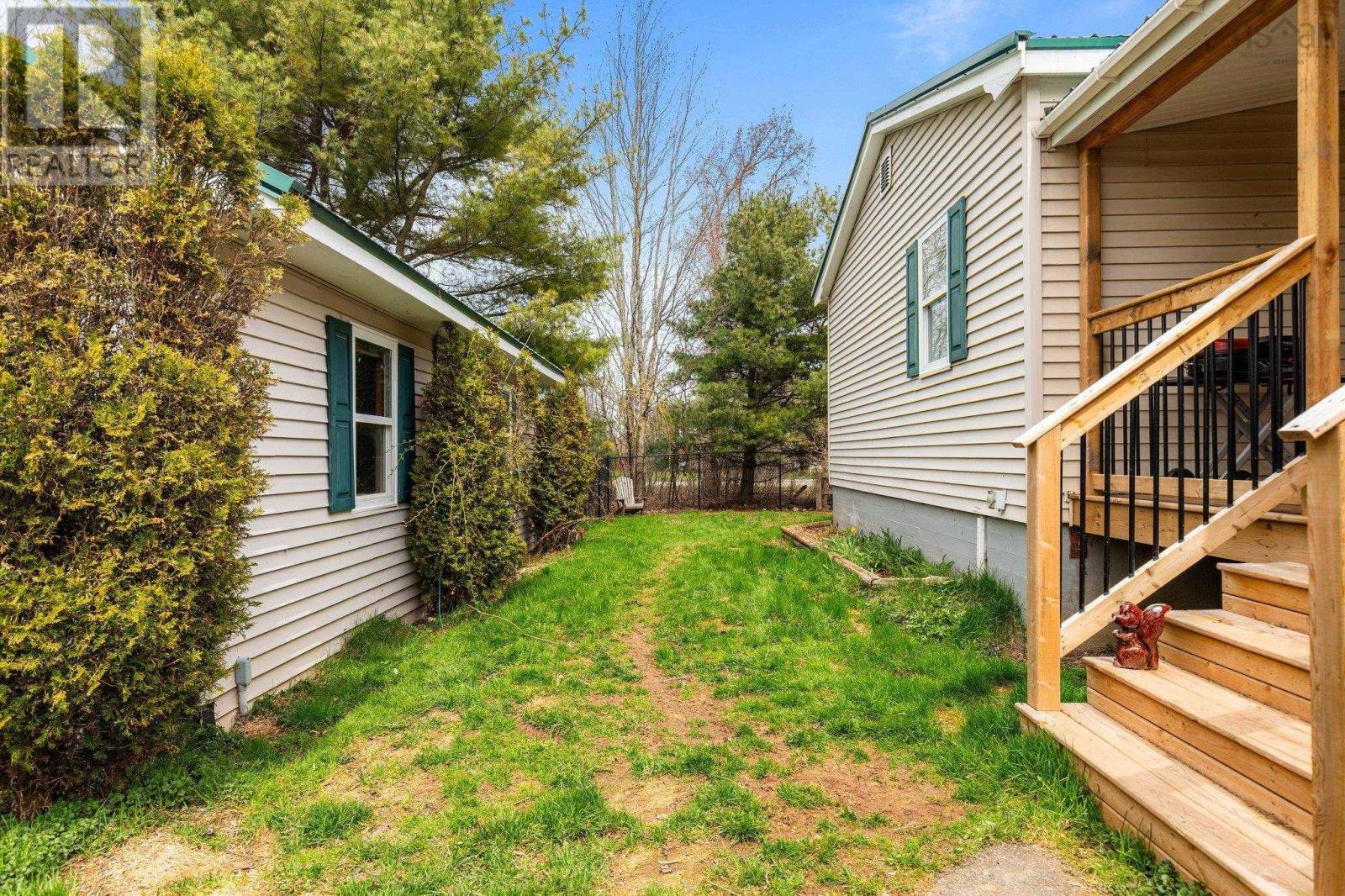1308 Highway 2 Property Photo 23