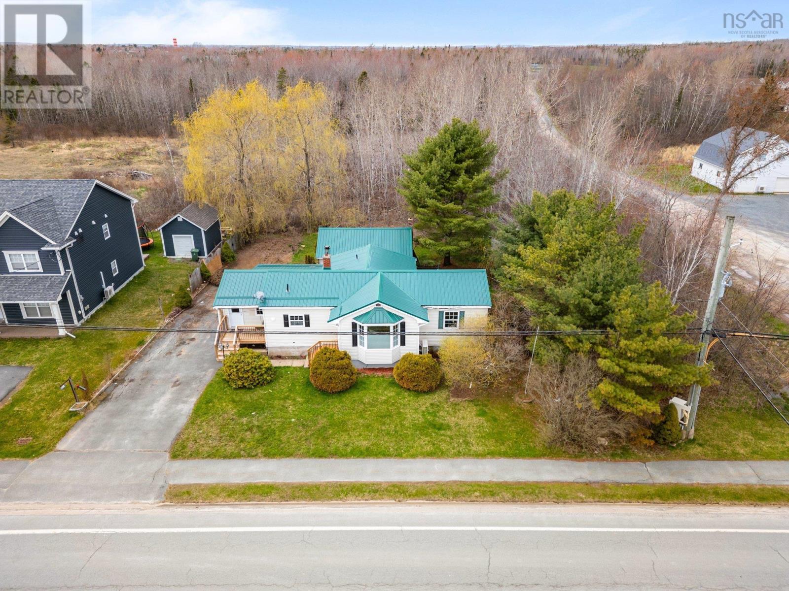 1308 Highway 2 Property Photo 33