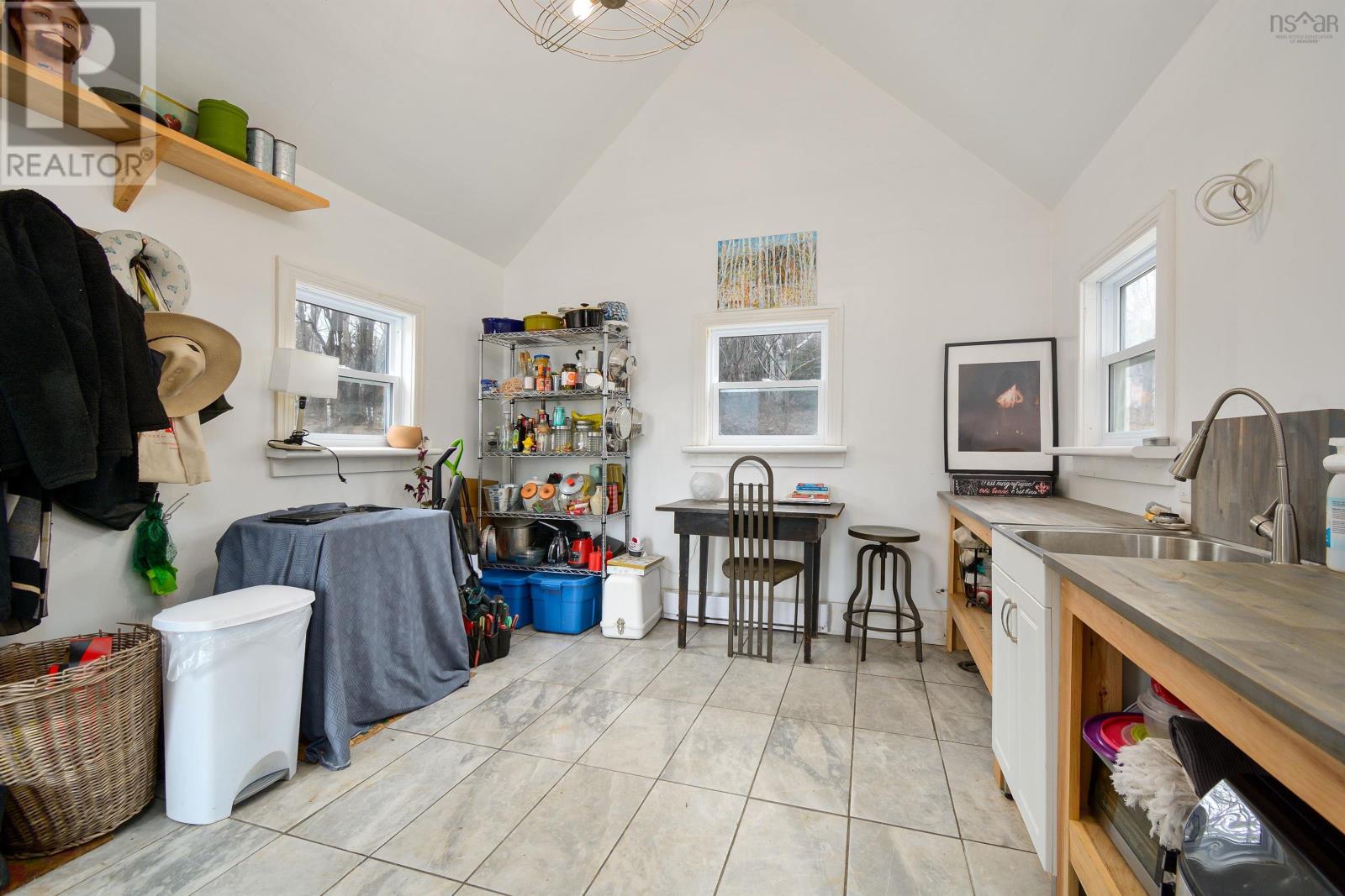 29219 Cabot Trail Property Photo 10