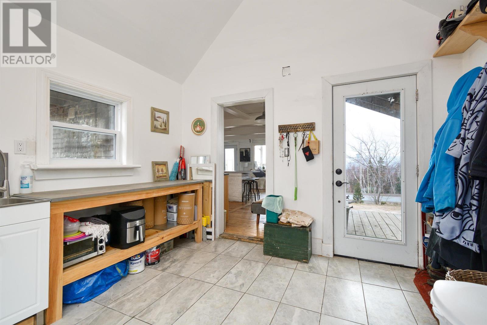 29219 Cabot Trail Property Photo 11