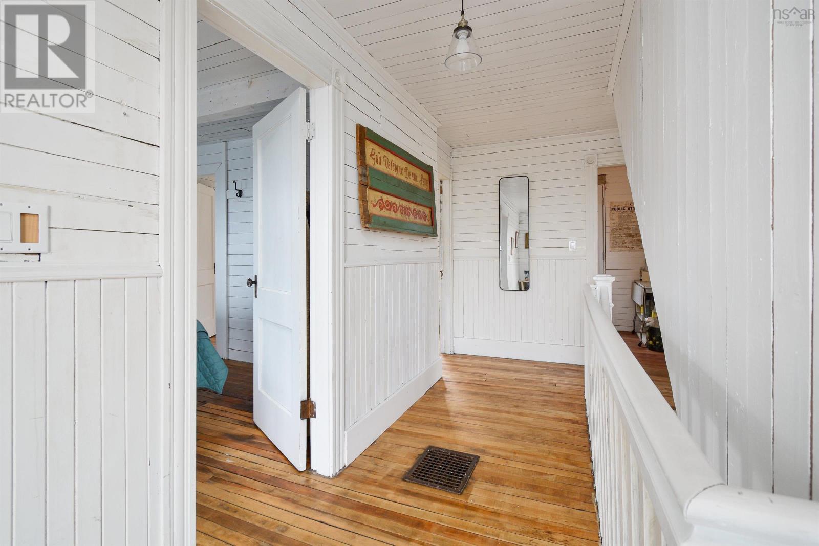 29219 Cabot Trail Property Photo 24