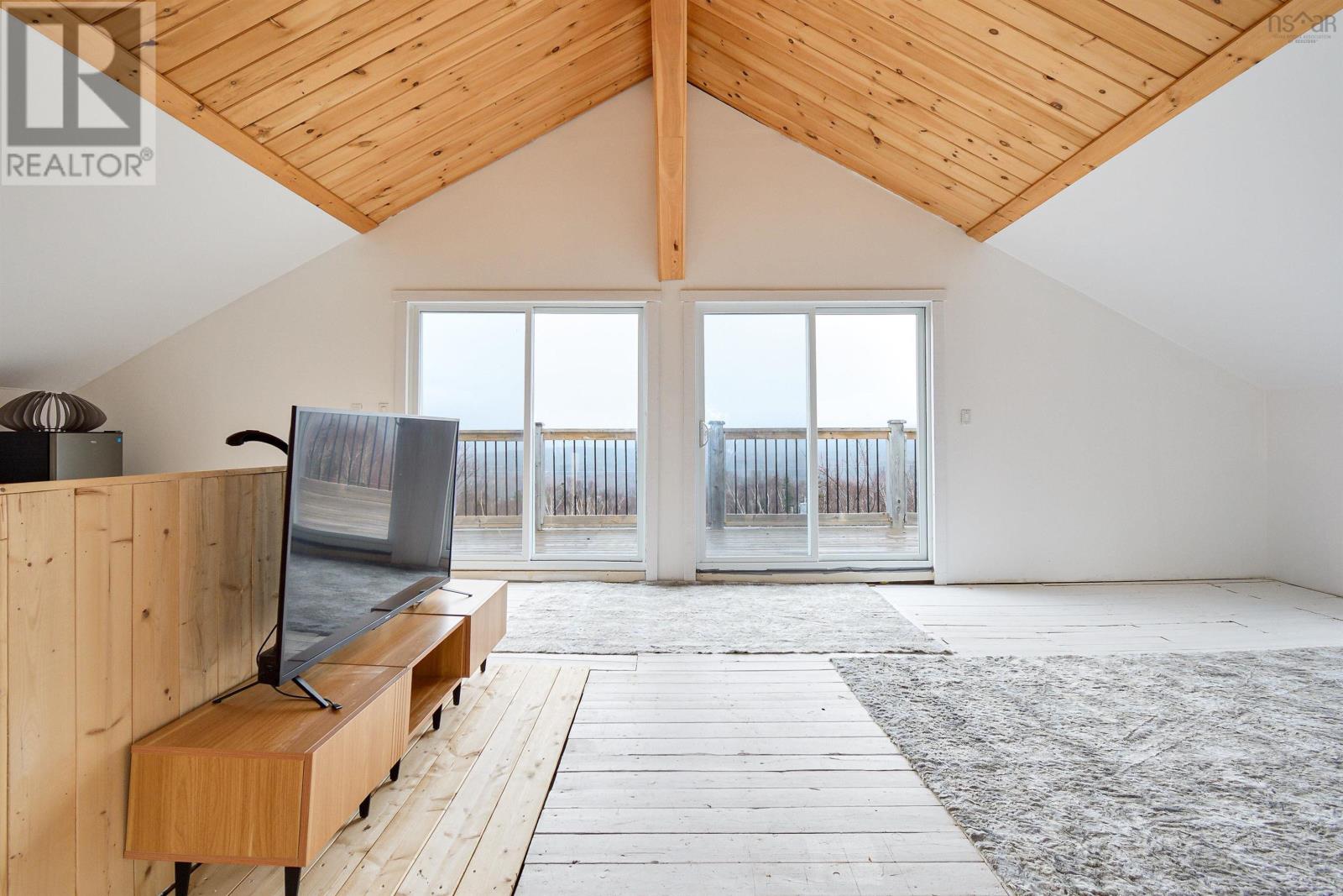 29219 Cabot Trail Property Photo 36