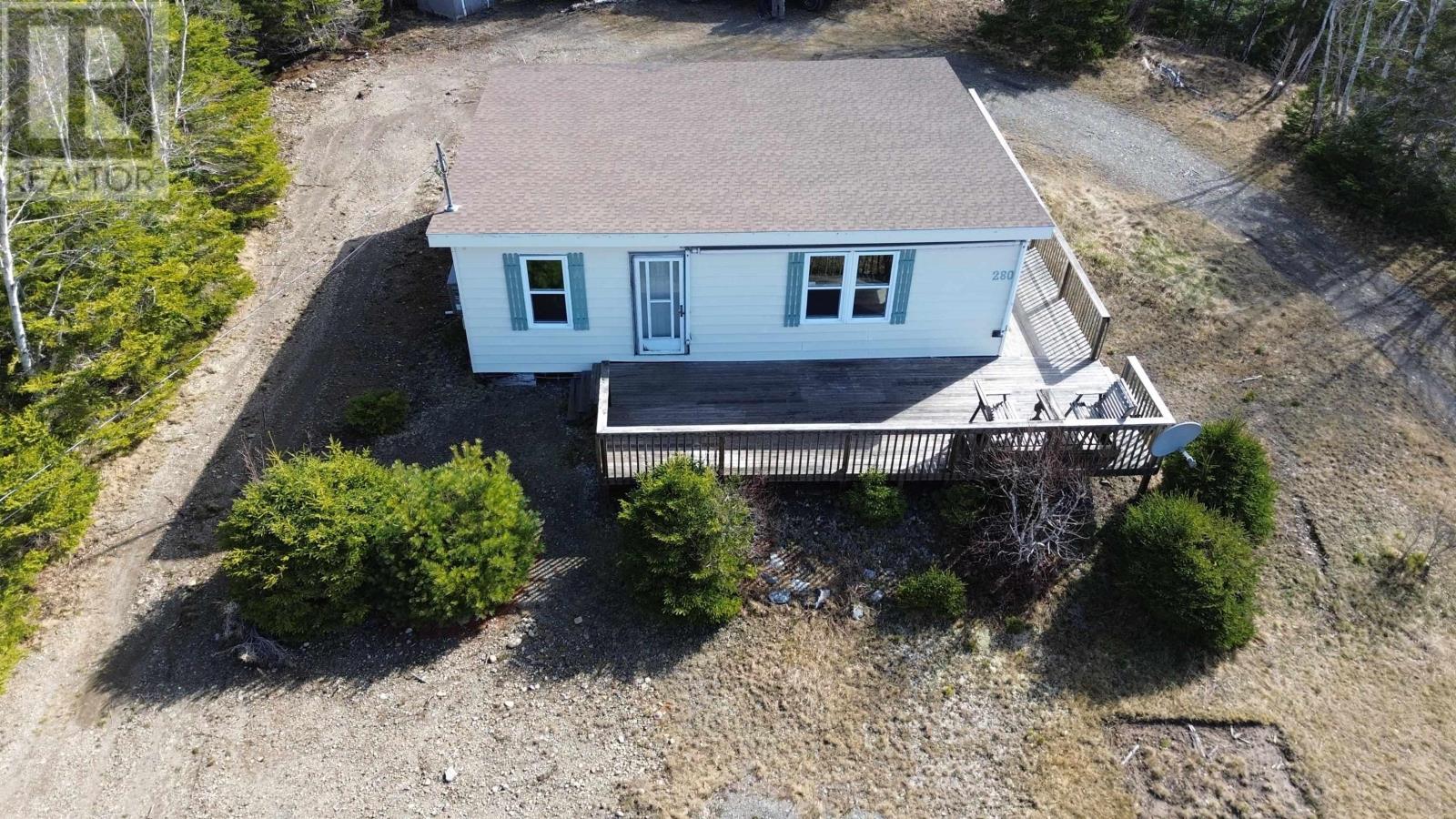 280 Malcolm's Road Property Photo