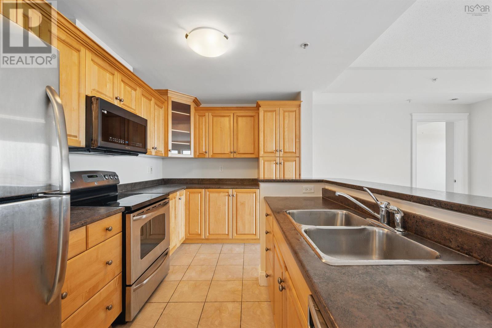 60 Walter Havill Drive #901 Property Photo 6