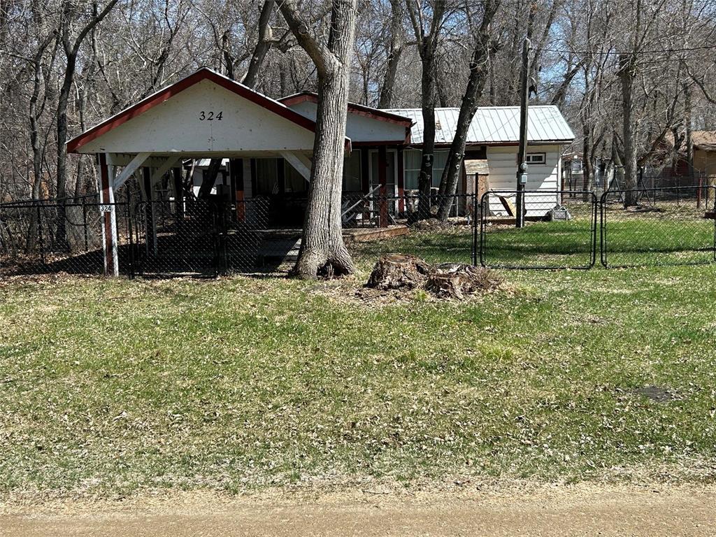 324 Elm Drive Property Photo 1