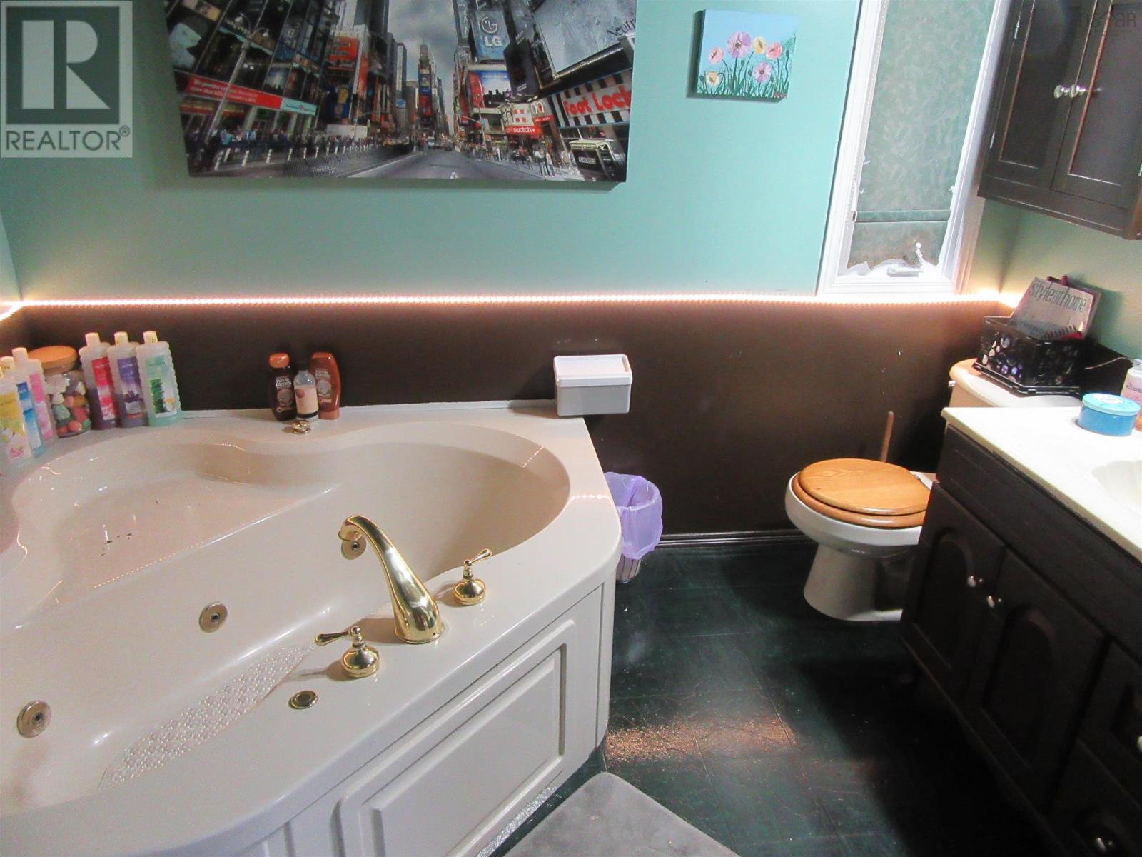 3968 Highway 7 Property Photo 10