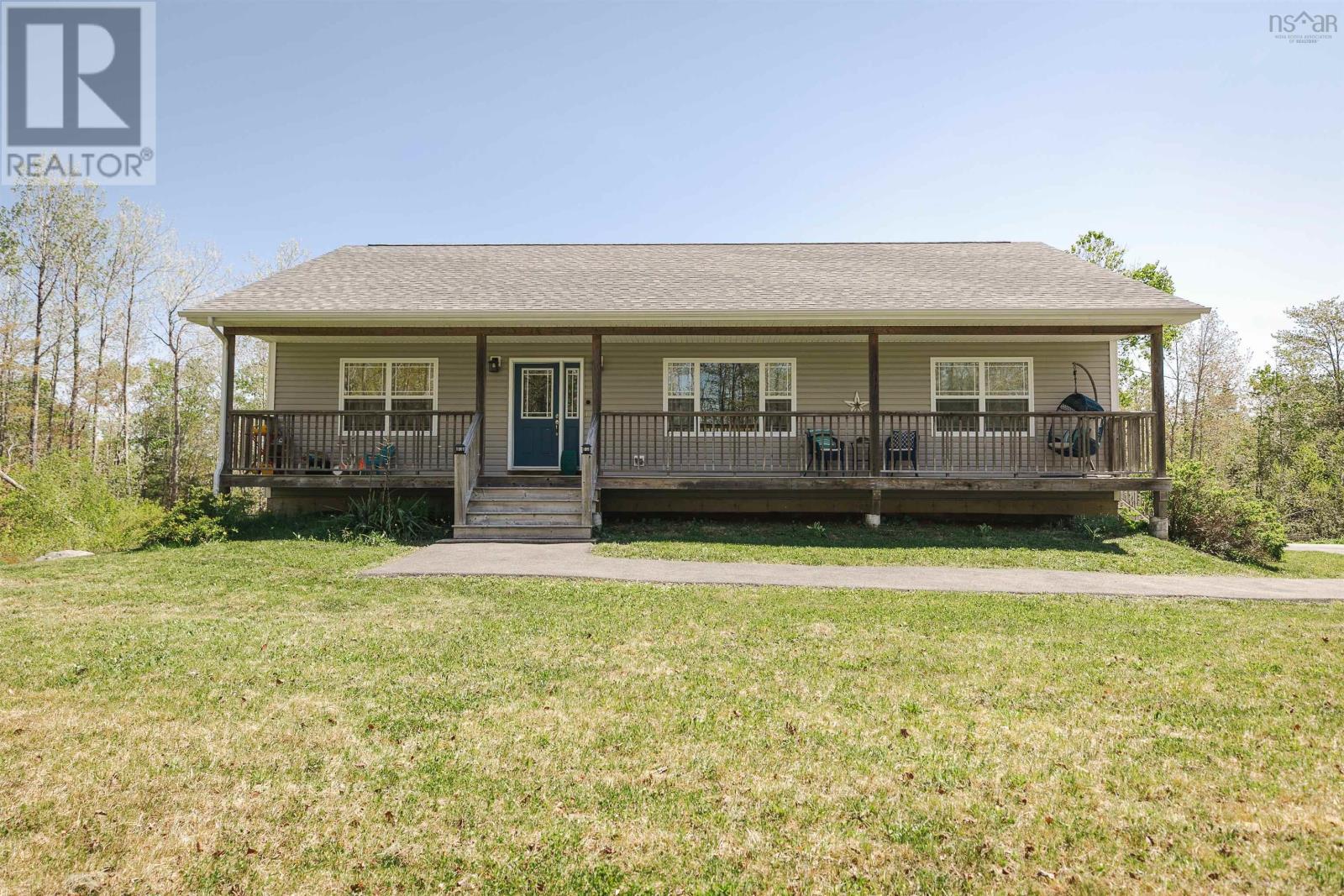 19 Bear Lane Property Photo