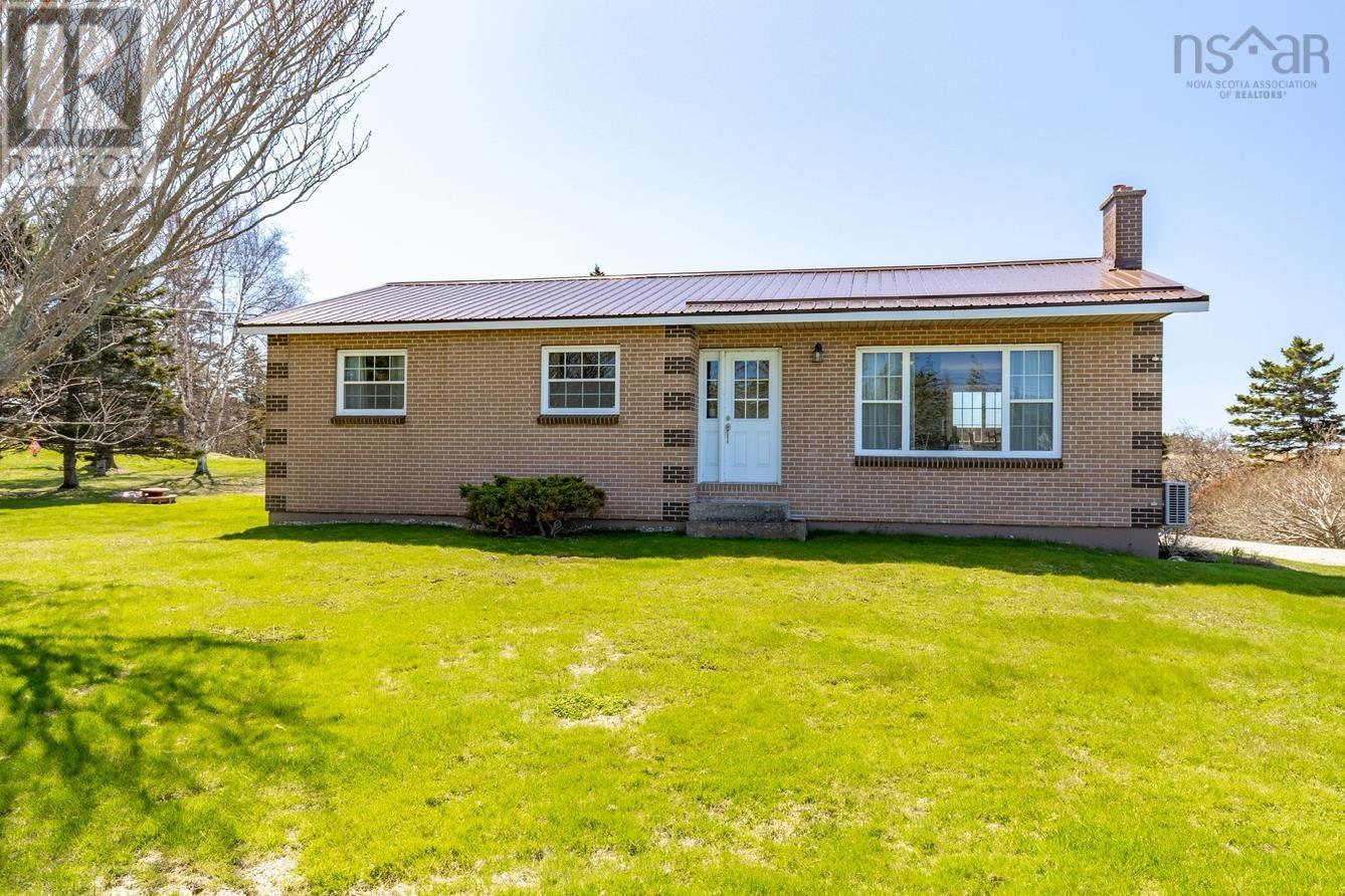 24 Green Rock Drive Property Photo 1