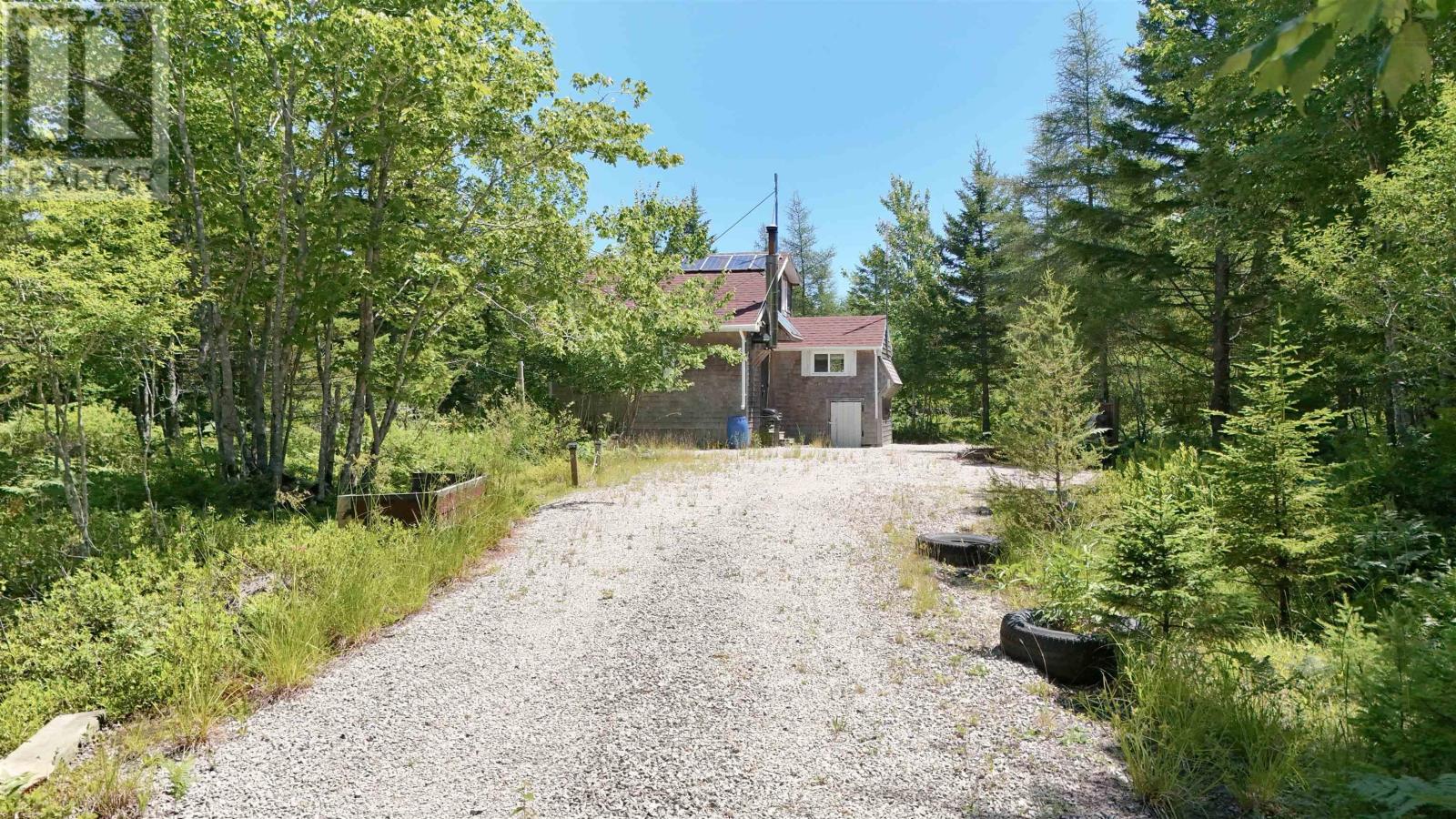 114 Caseys Trail Property Photo 5