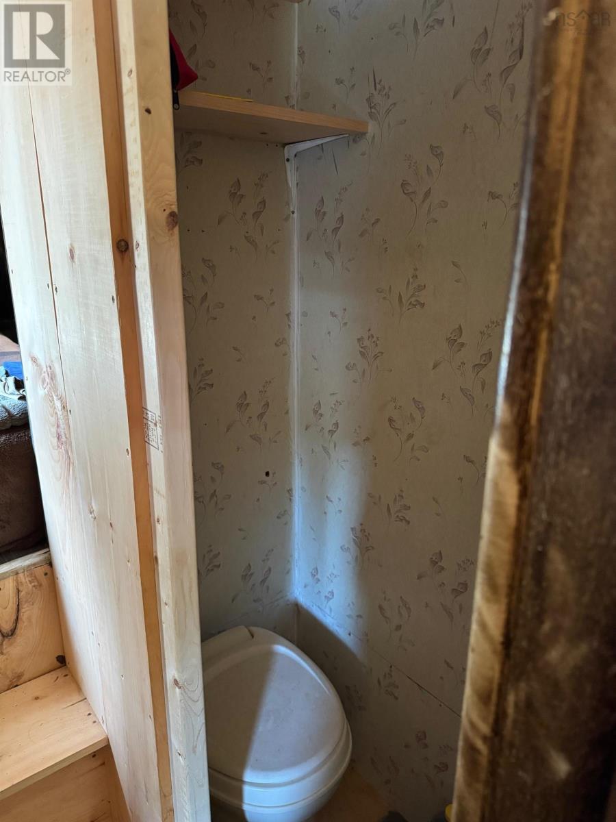 114 Caseys Trail Property Photo 20