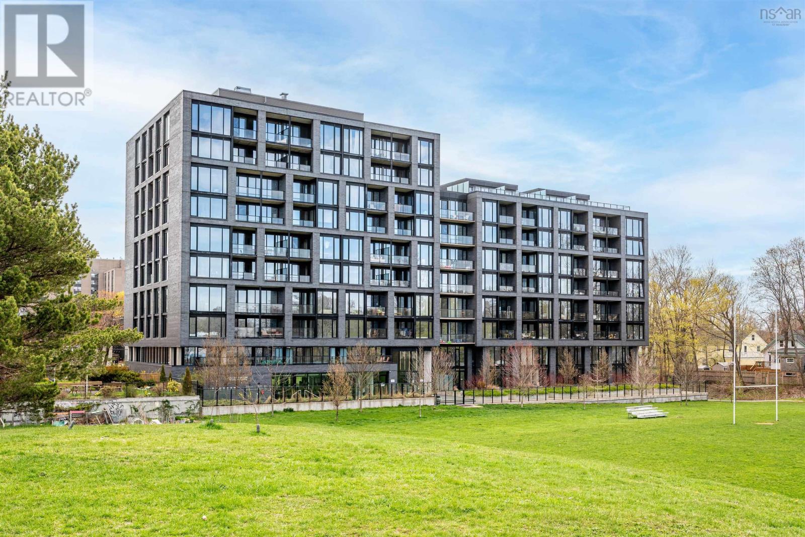 1048 Wellington Street #711 Property Photo 1