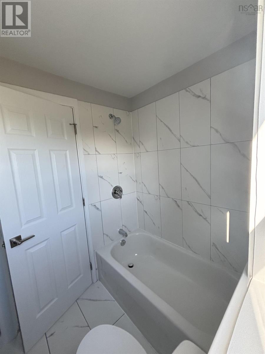 47 School Street Property Photo 11