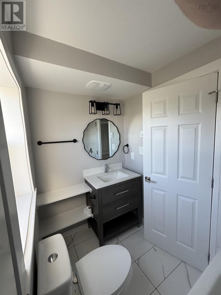 47 School Street Property Photo 12