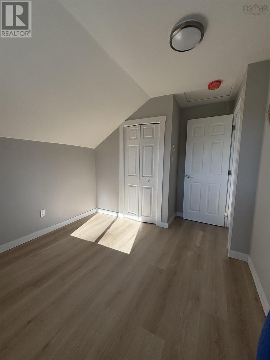 47 School Street Property Photo 17