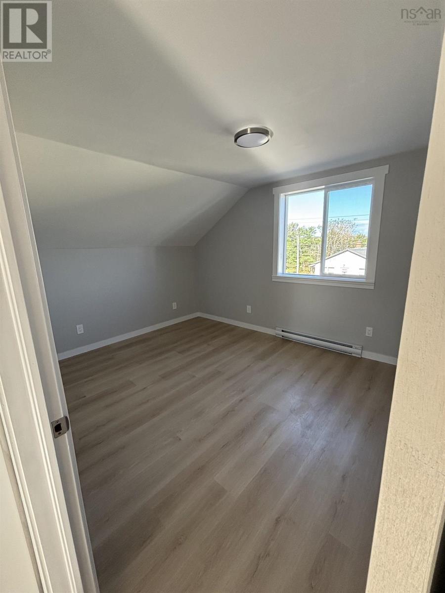47 School Street Property Photo 19
