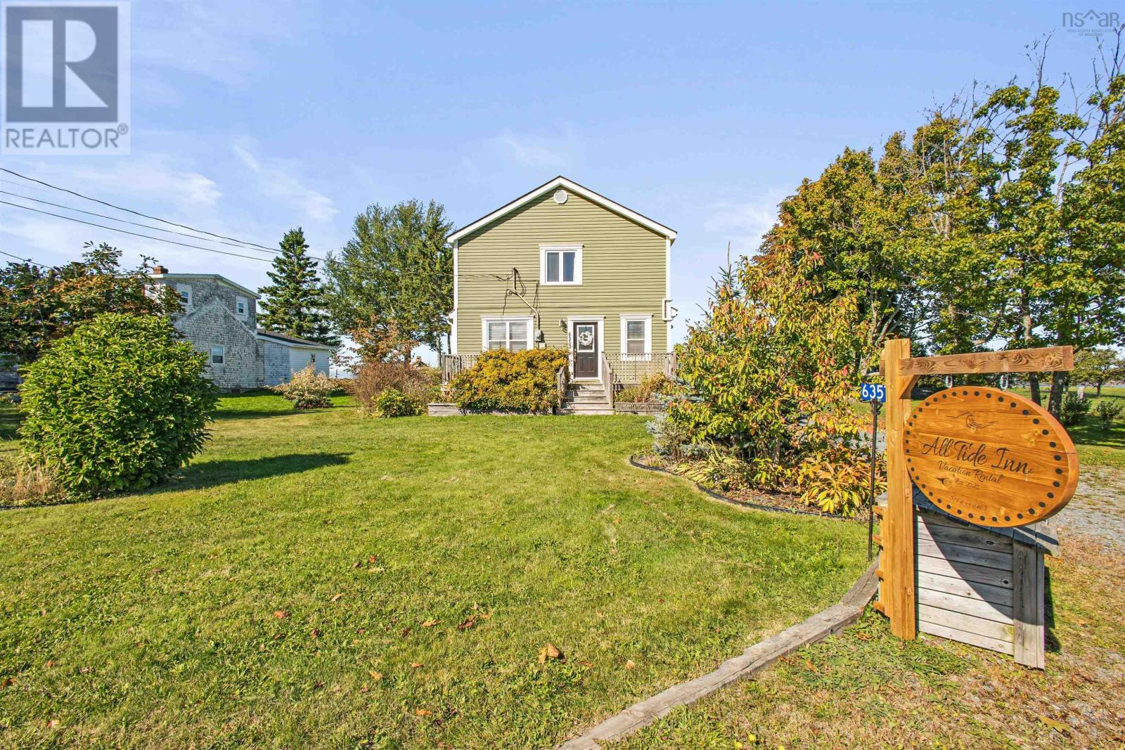 6357 Highway 215 Property Photo 1