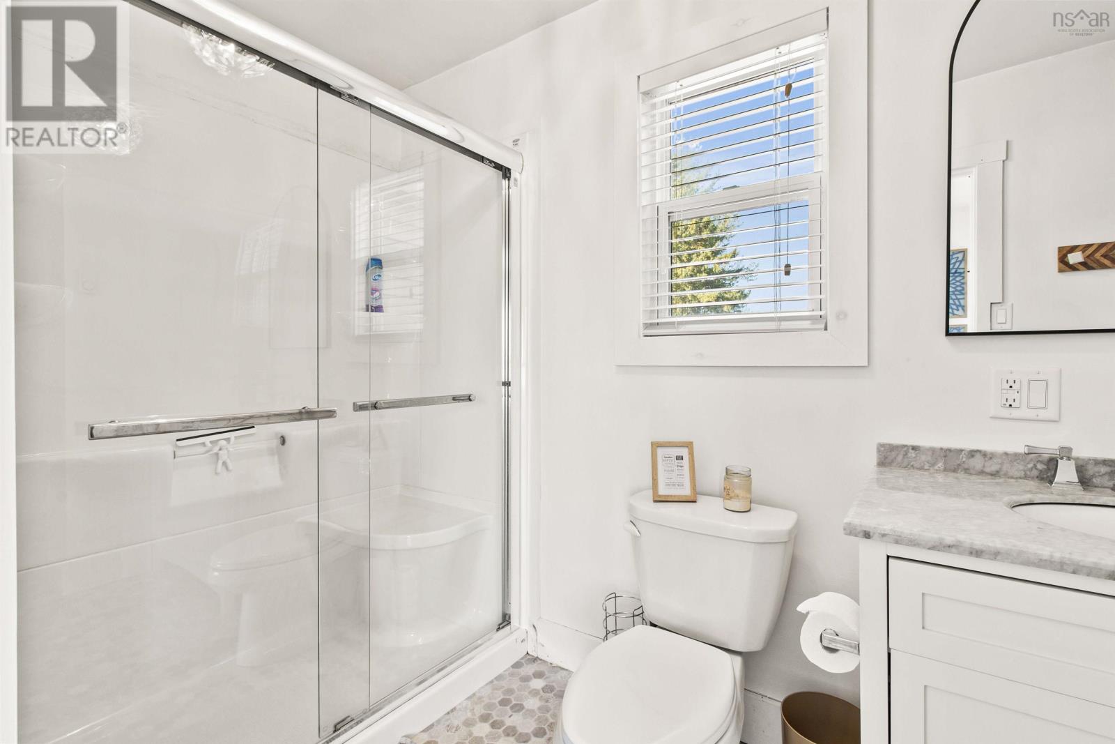 6357 Highway 215 Property Photo 32