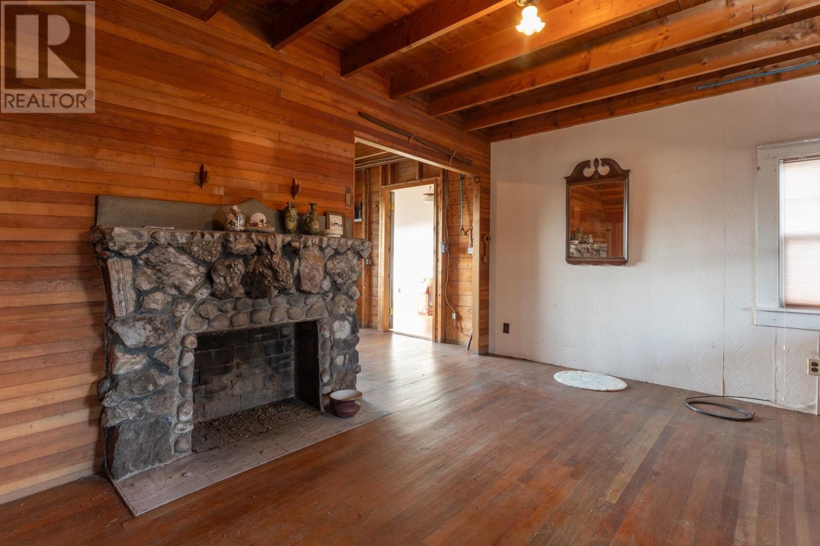 2473 Chebogue Road Property Photo 14