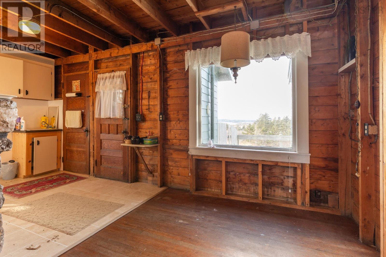 2473 Chebogue Road Property Photo 17