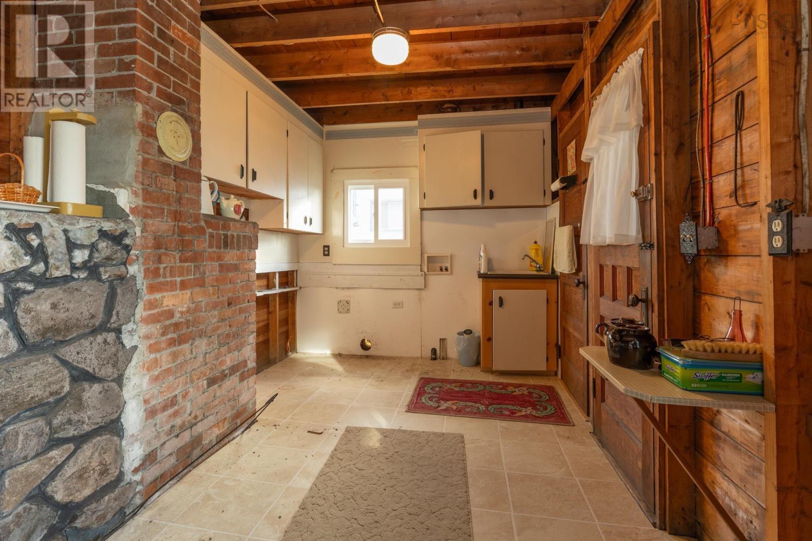 2473 Chebogue Road Property Photo 16