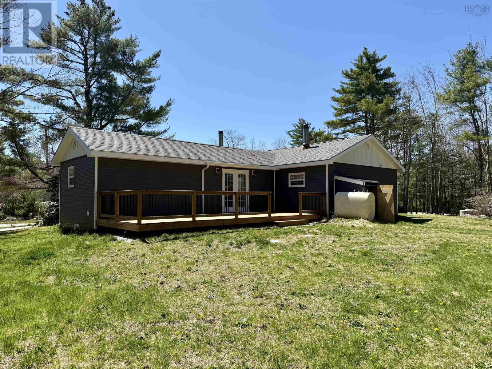 153 Shore Road Property Photo 3