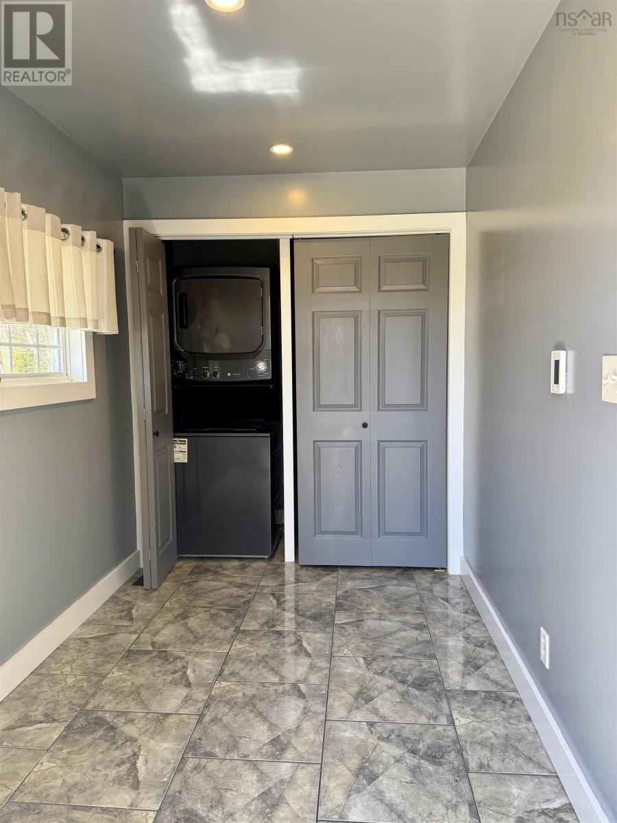 153 Shore Road Property Photo 8