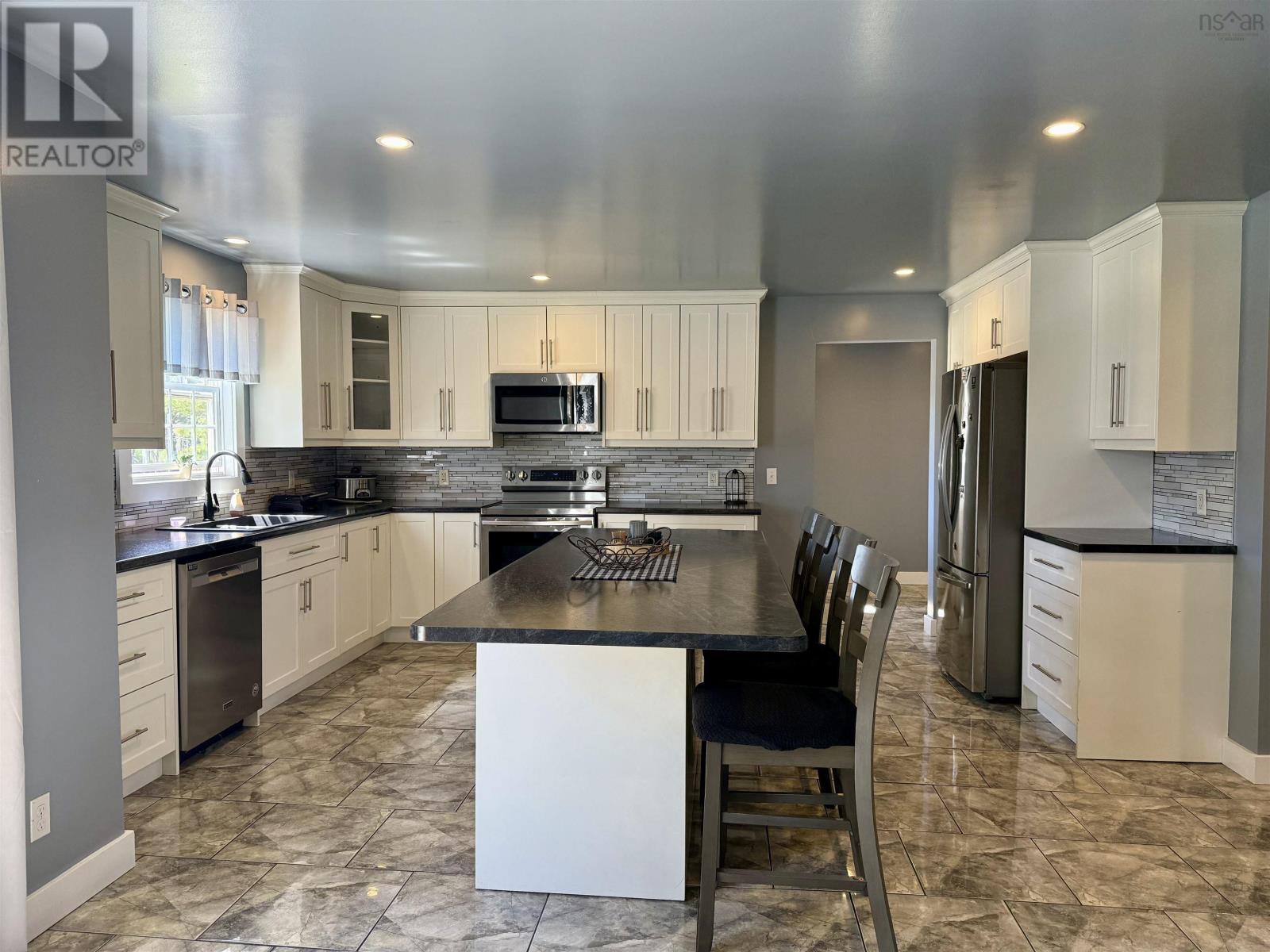 153 Shore Road Property Photo 12