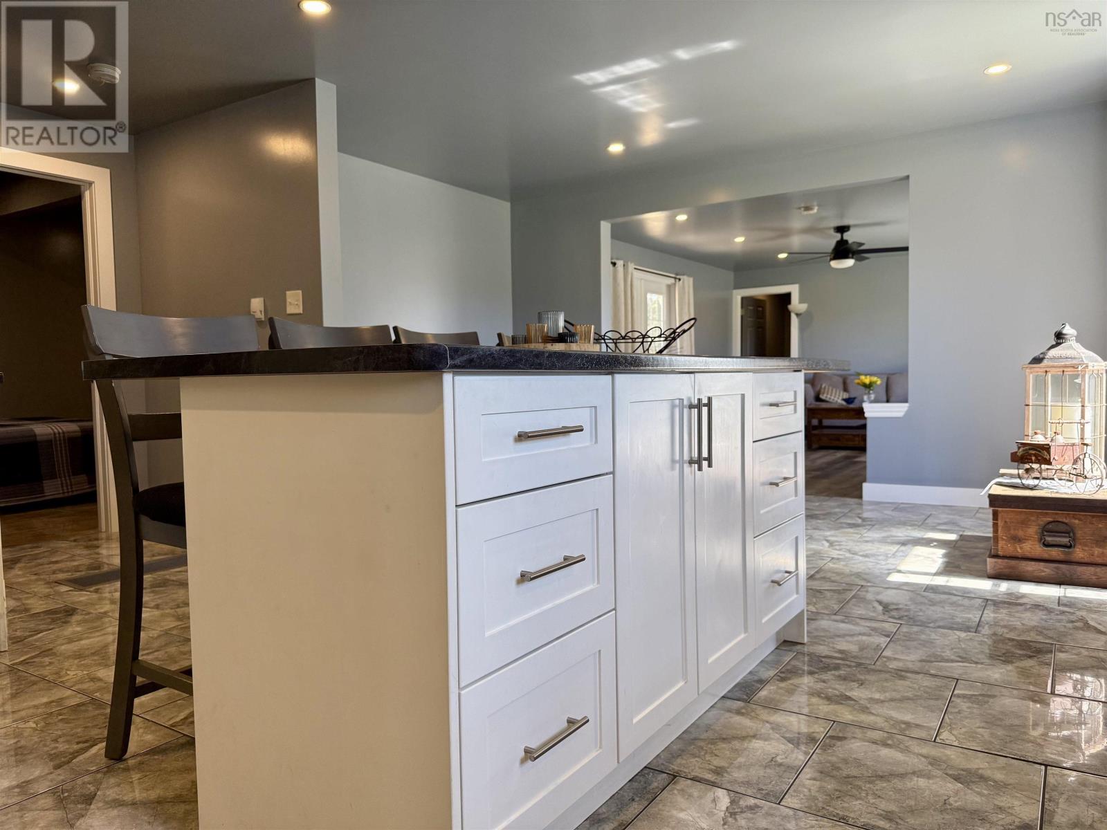 153 Shore Road Property Photo 14