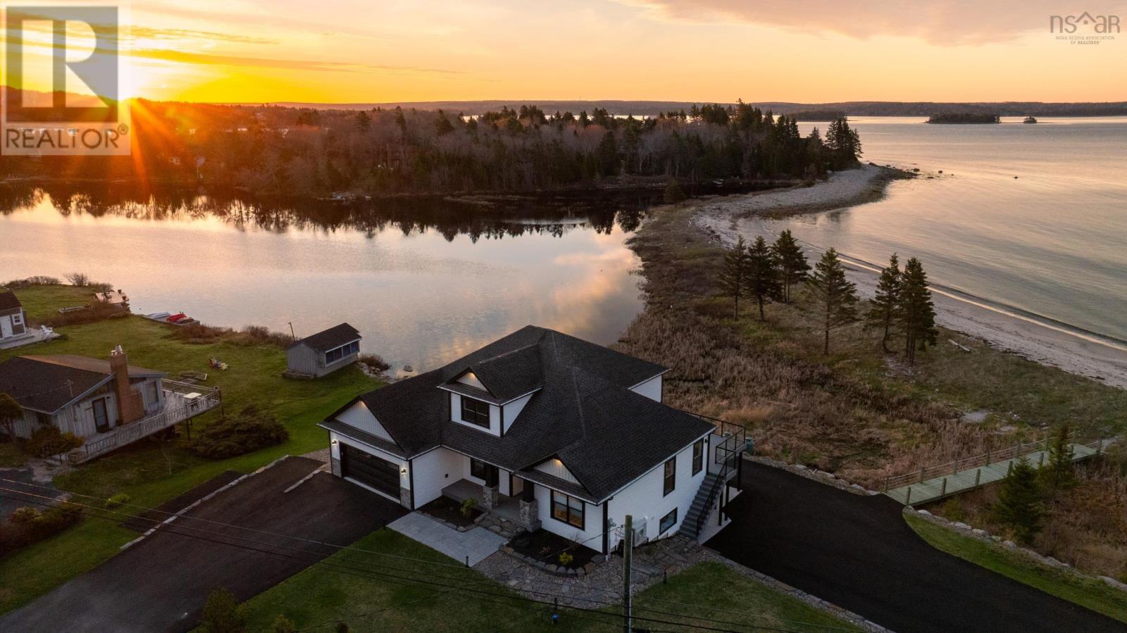 8286 St. Margarets Bay Road