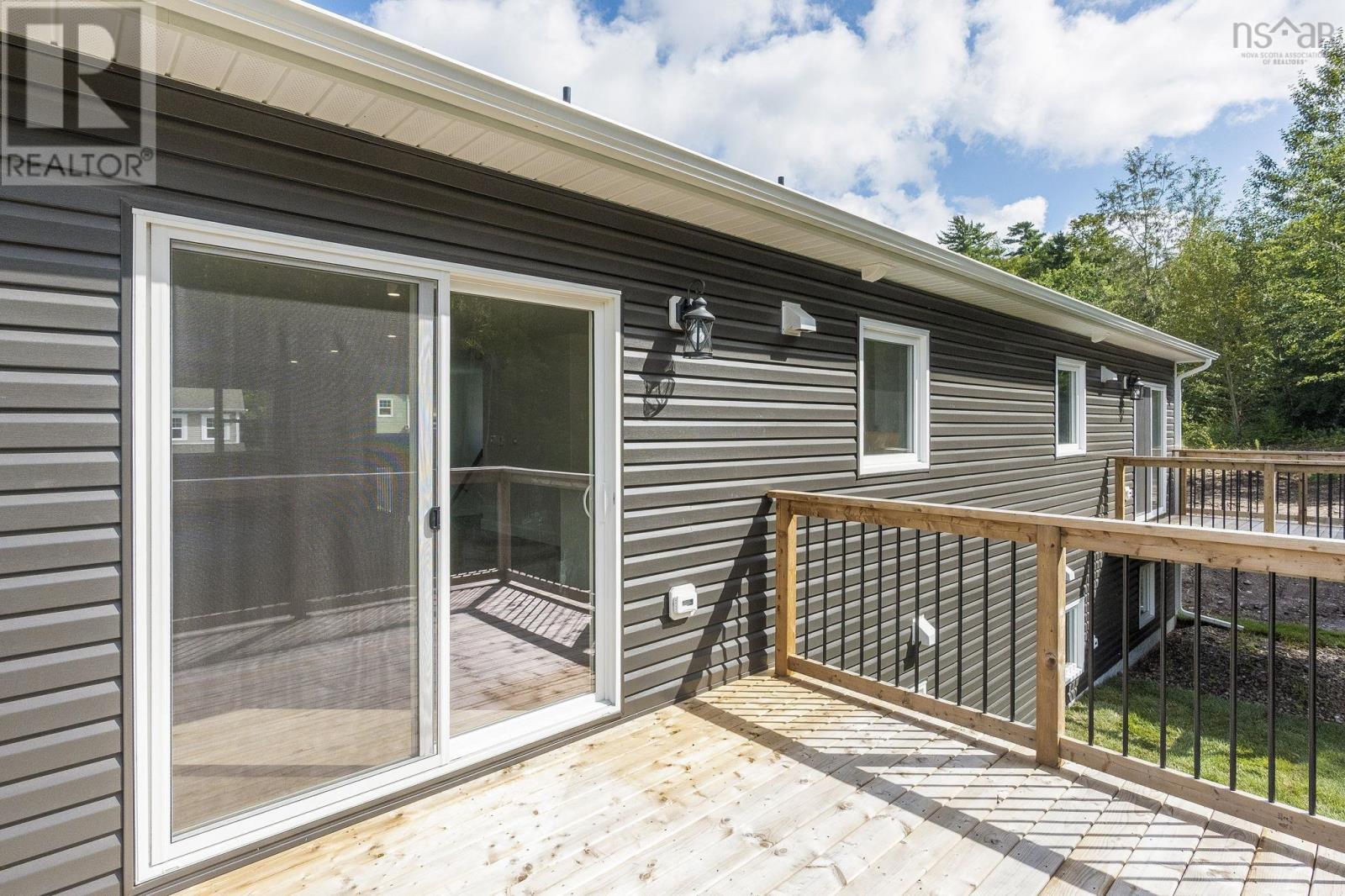 52 Kara Anne Court Property Photo 2