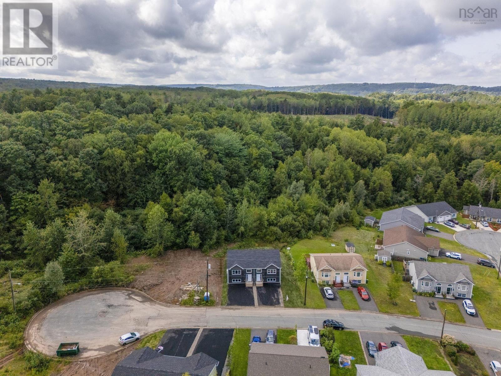 52 Kara Anne Court Property Photo 13