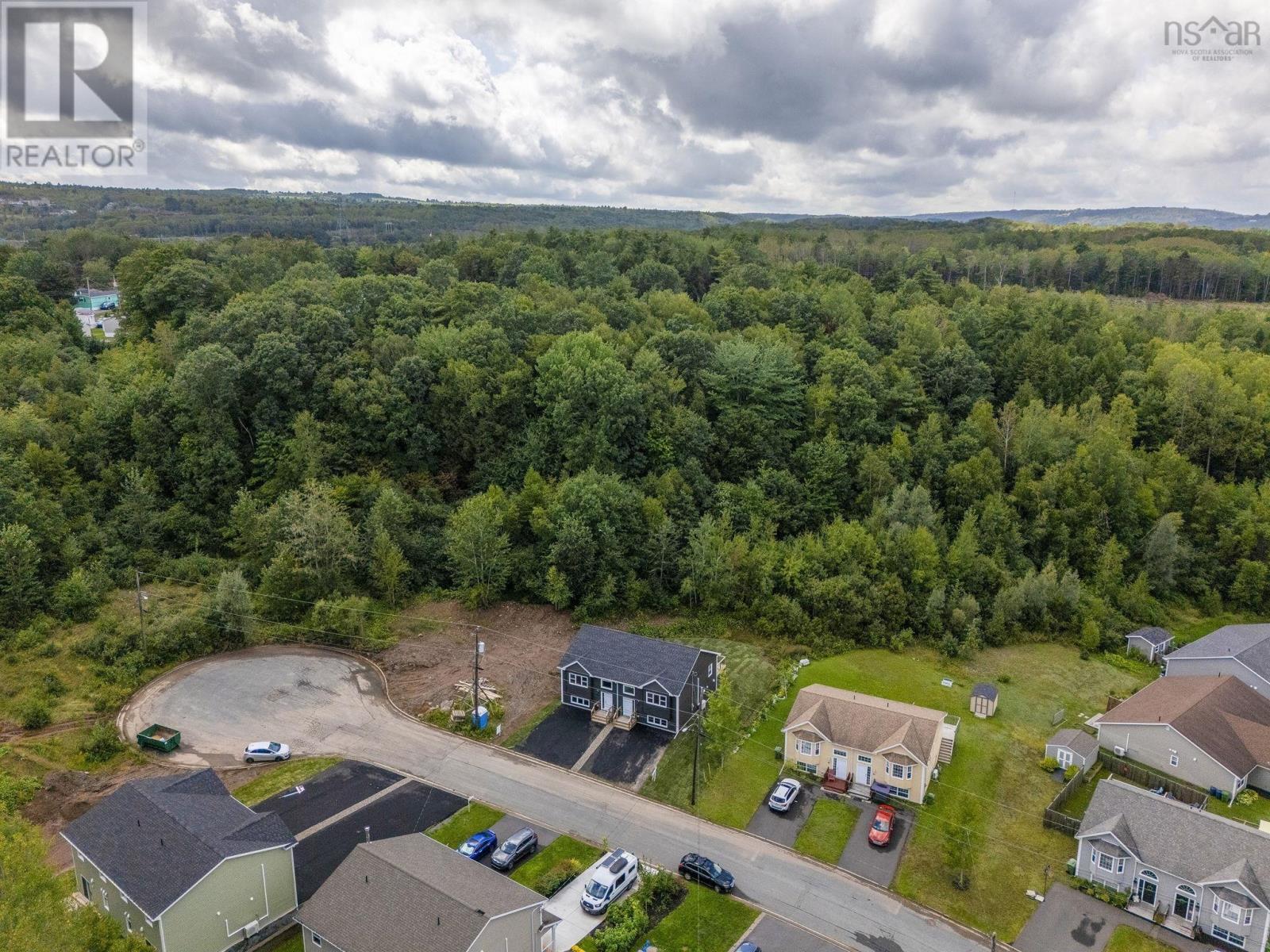 52 Kara Anne Court Property Photo 14