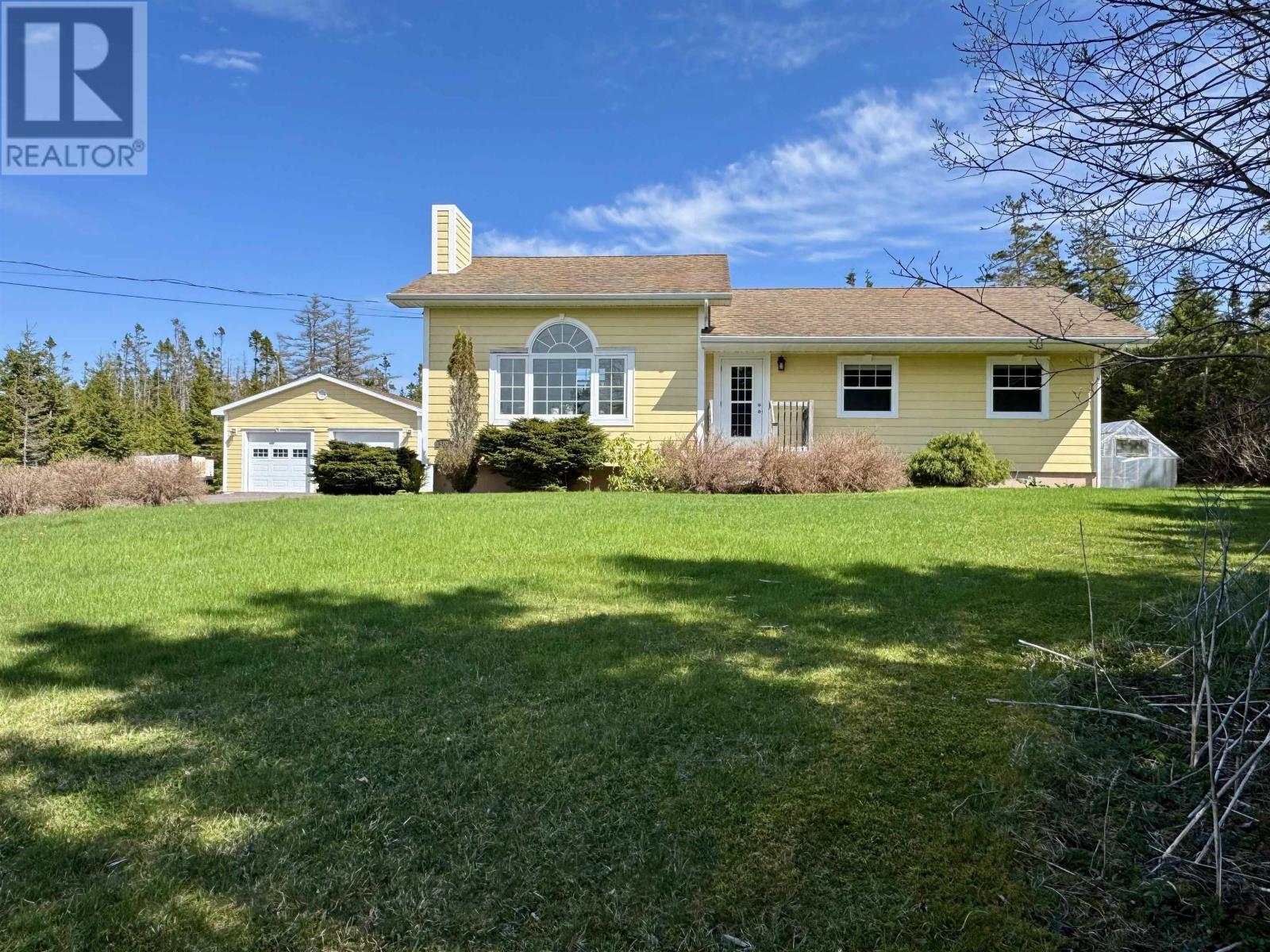5105 Highway 320 Property Photo 1