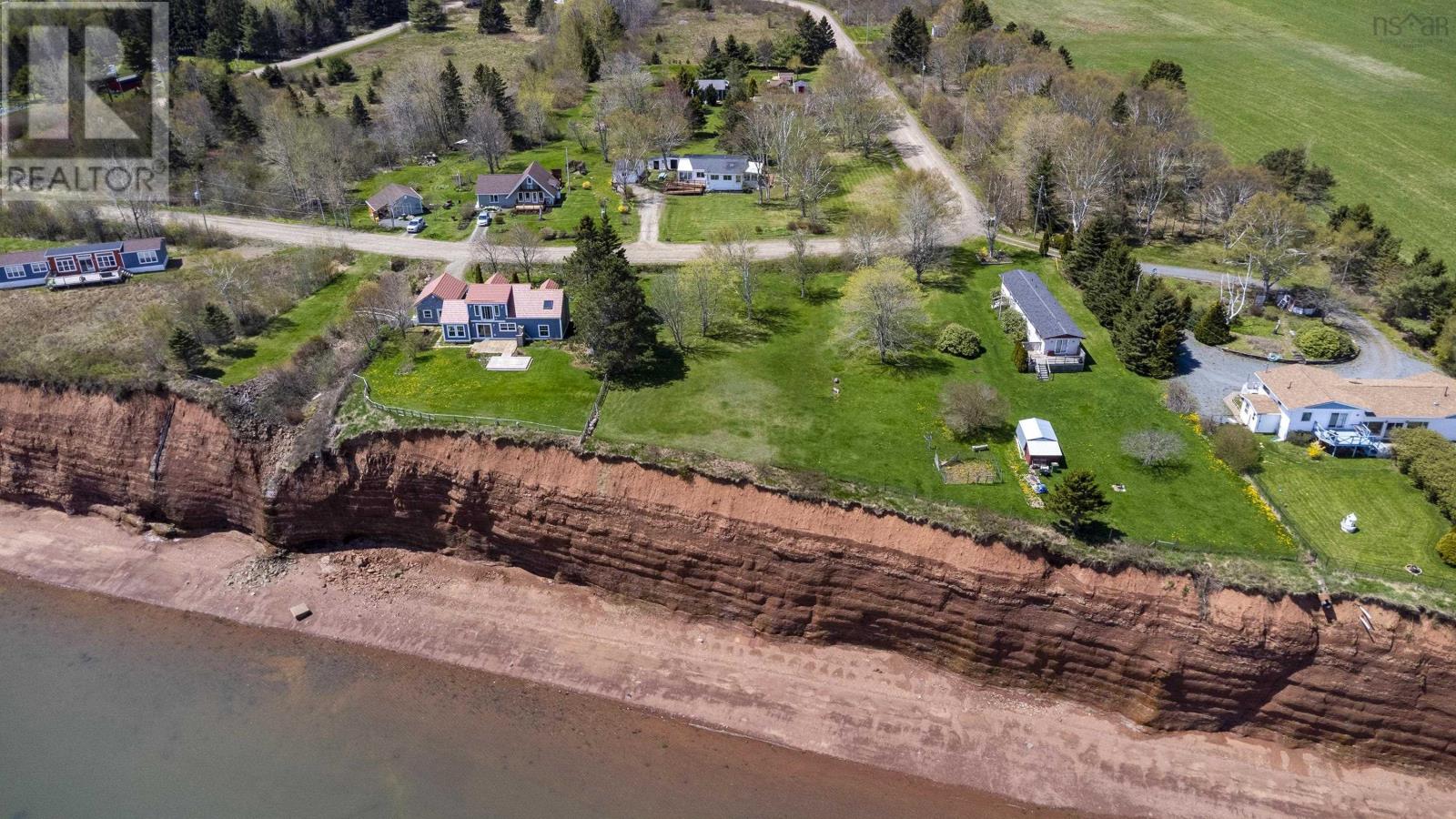 70 Blomidon Crescent