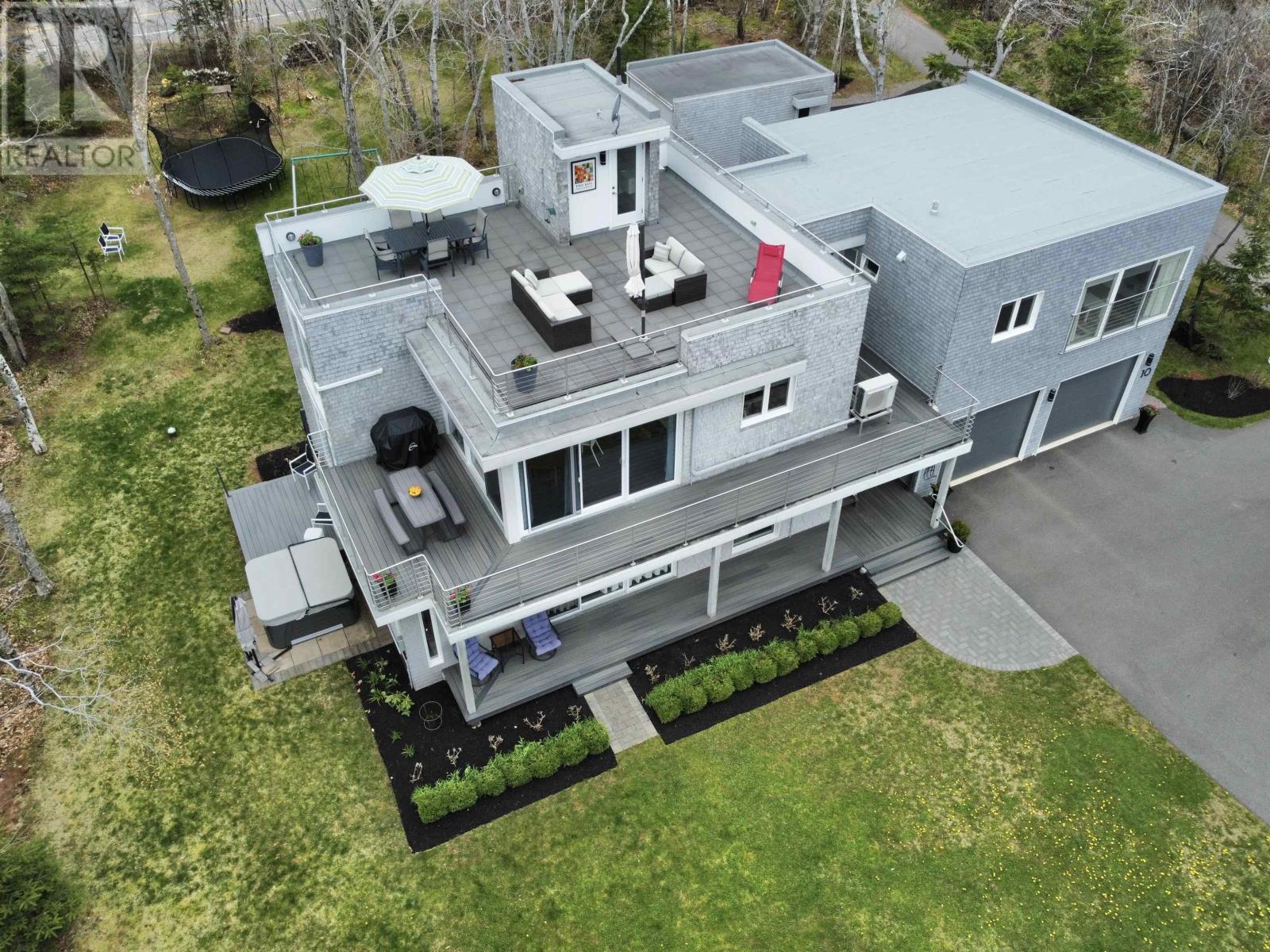 10 Lupin Lane Property Photo 1