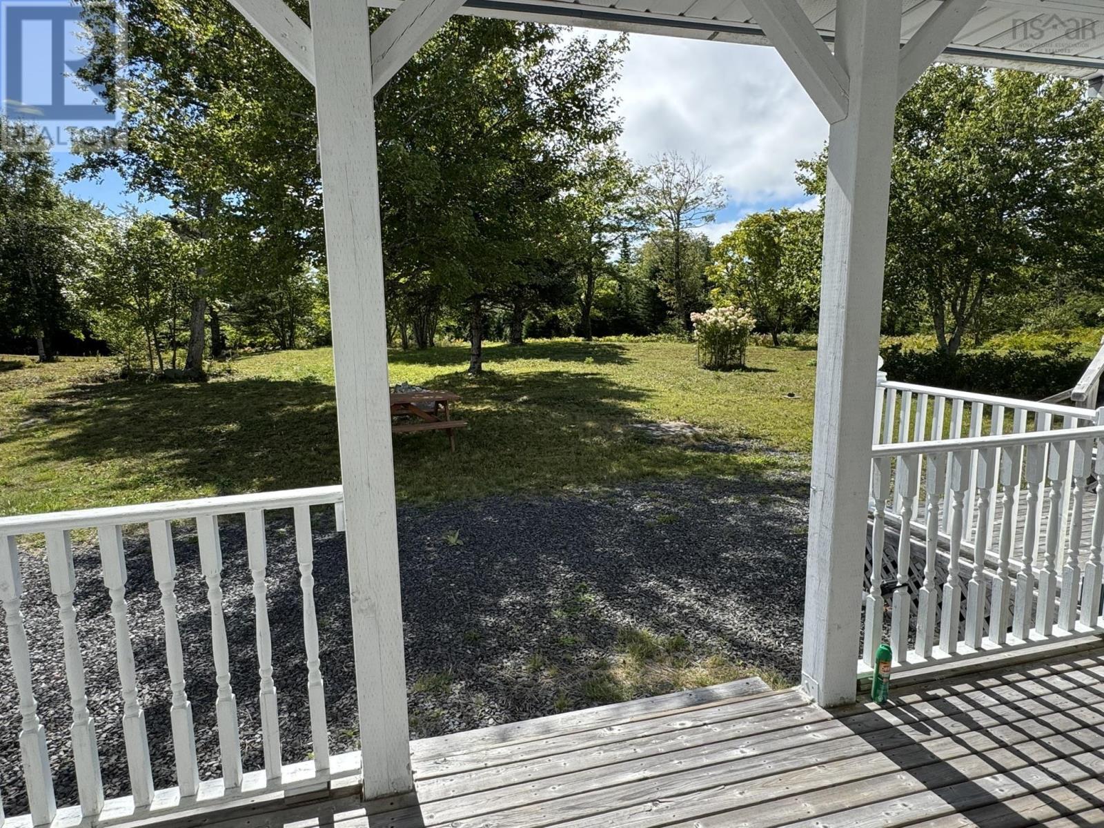 87 Somerset Drive Property Photo 27