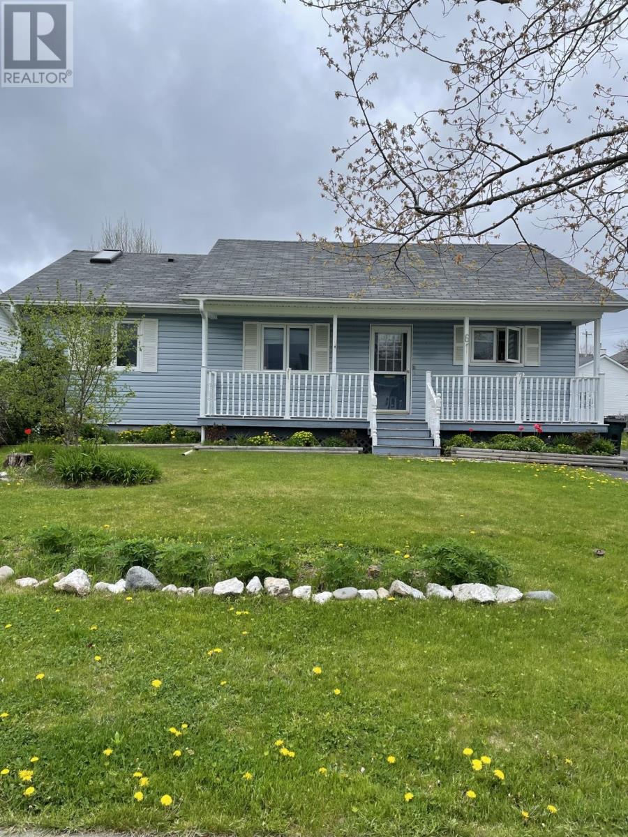 6 Whidden Street Property Photo 1