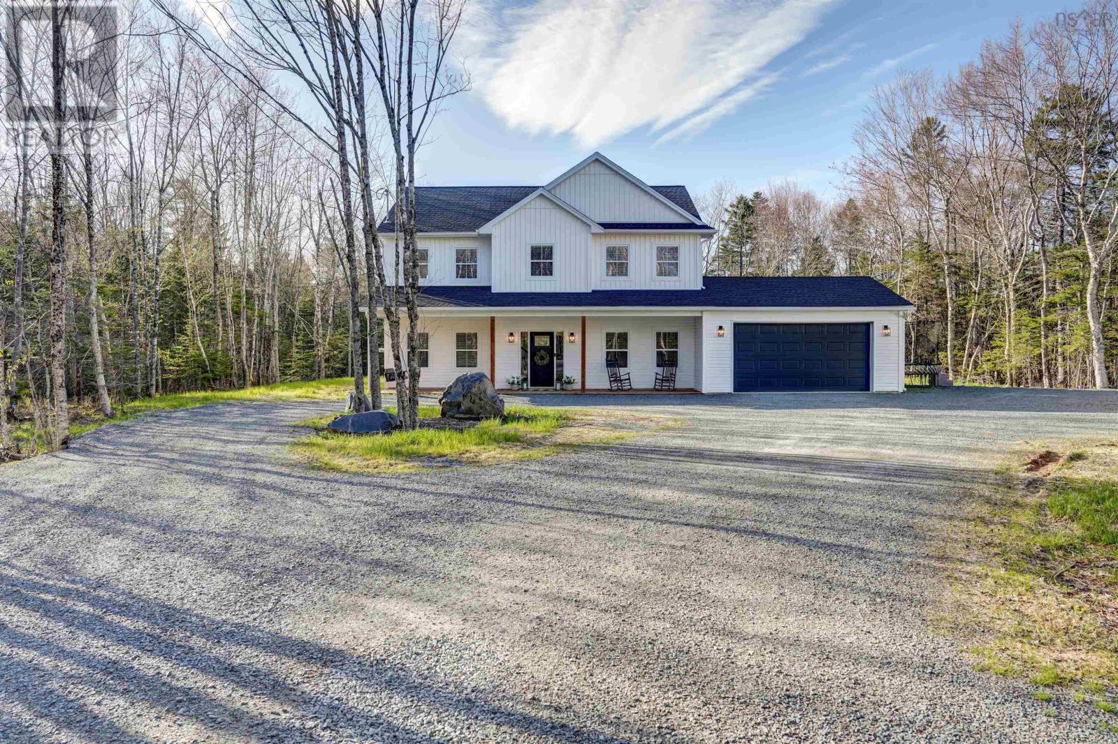 72 Fenerty Road Property Photo 1