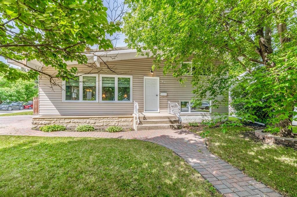 37 La Grave Street Property Photo 1